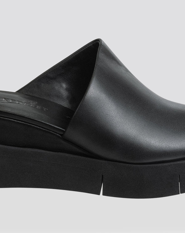 Essential black platform sandals and slides for summer