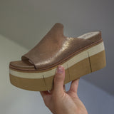 FLOW in GOLD Platform Sandals
