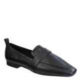 MAISON in BLACK Loafers