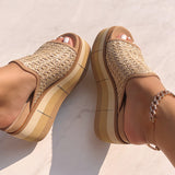 FLOCCI in BEIGE Platform Sandals