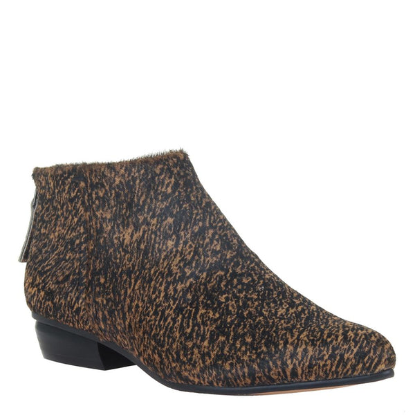 CHI in BROWN SUGAR Heeled Ankle Boots