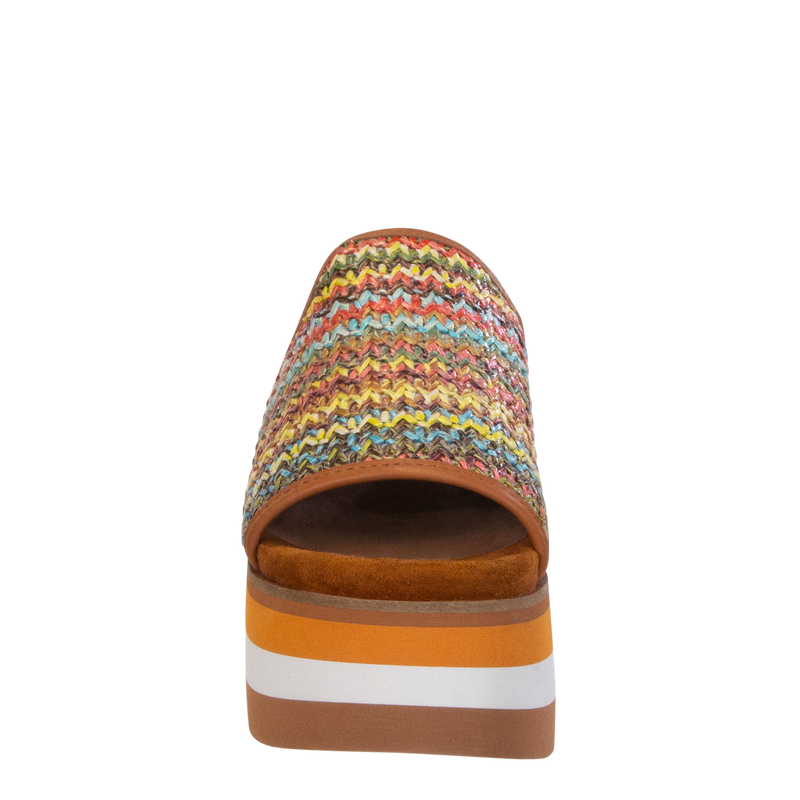 FLOCCI in TAN Platform Sandals