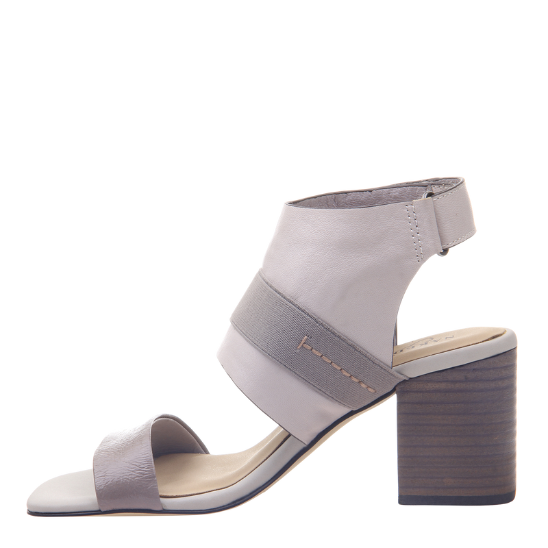 Womens sandal Fresca in Sandstone left