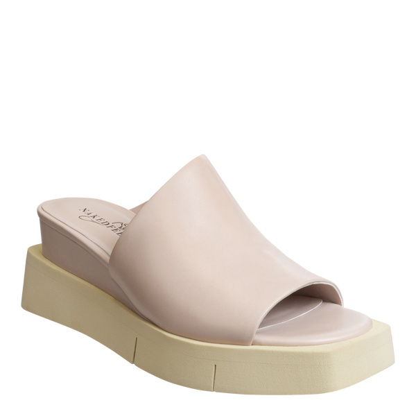 INFINITY in ROSETTE Wedge Sandals